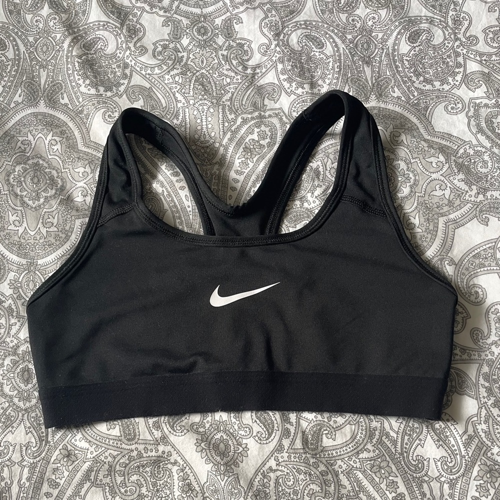 Nike women’s sports bra